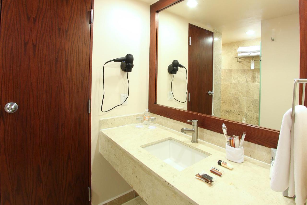 Hotel Opus Grand Toluca Aeropuerto Eksteriør billede
